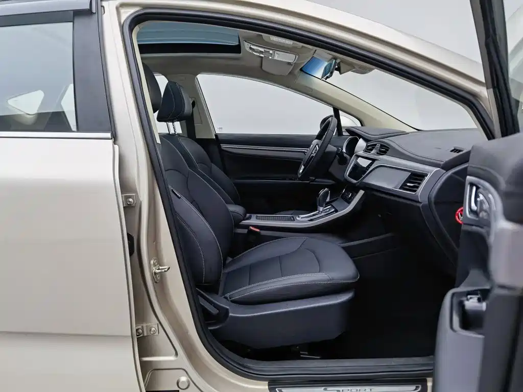 Geely Emgrand GS 2019 2018 Sport Edition 1.8L Automatic Leading Style