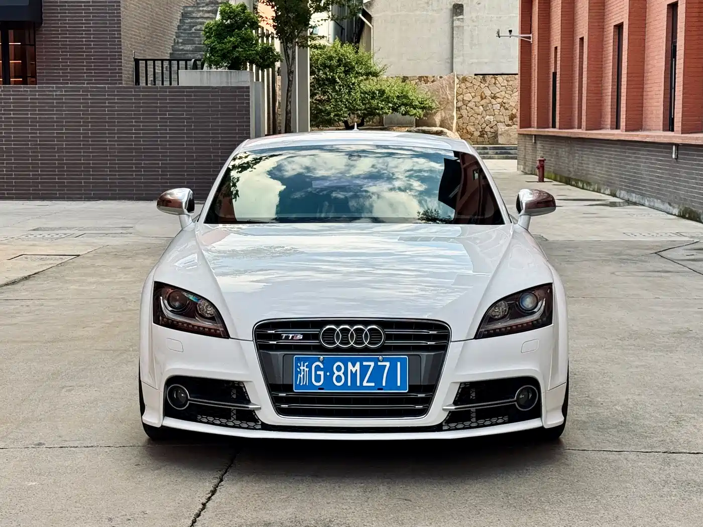 Audi TTS 2012 2011 Model TTS Coupe 2.0TFSI quattro