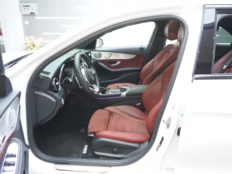 Mercedes-Benz C-Class 2021 C 260 Starry Exclusive Edition фото 17