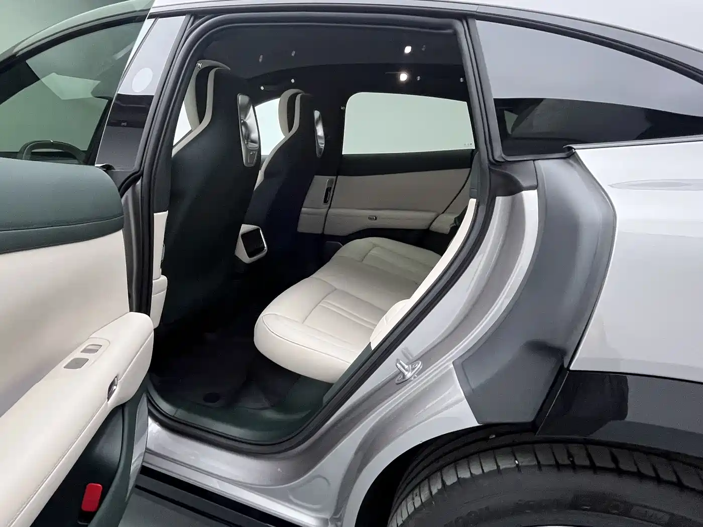 Xiaomi Auto Xiaomi YU7 2026 2025 Extended Range RWD Edition