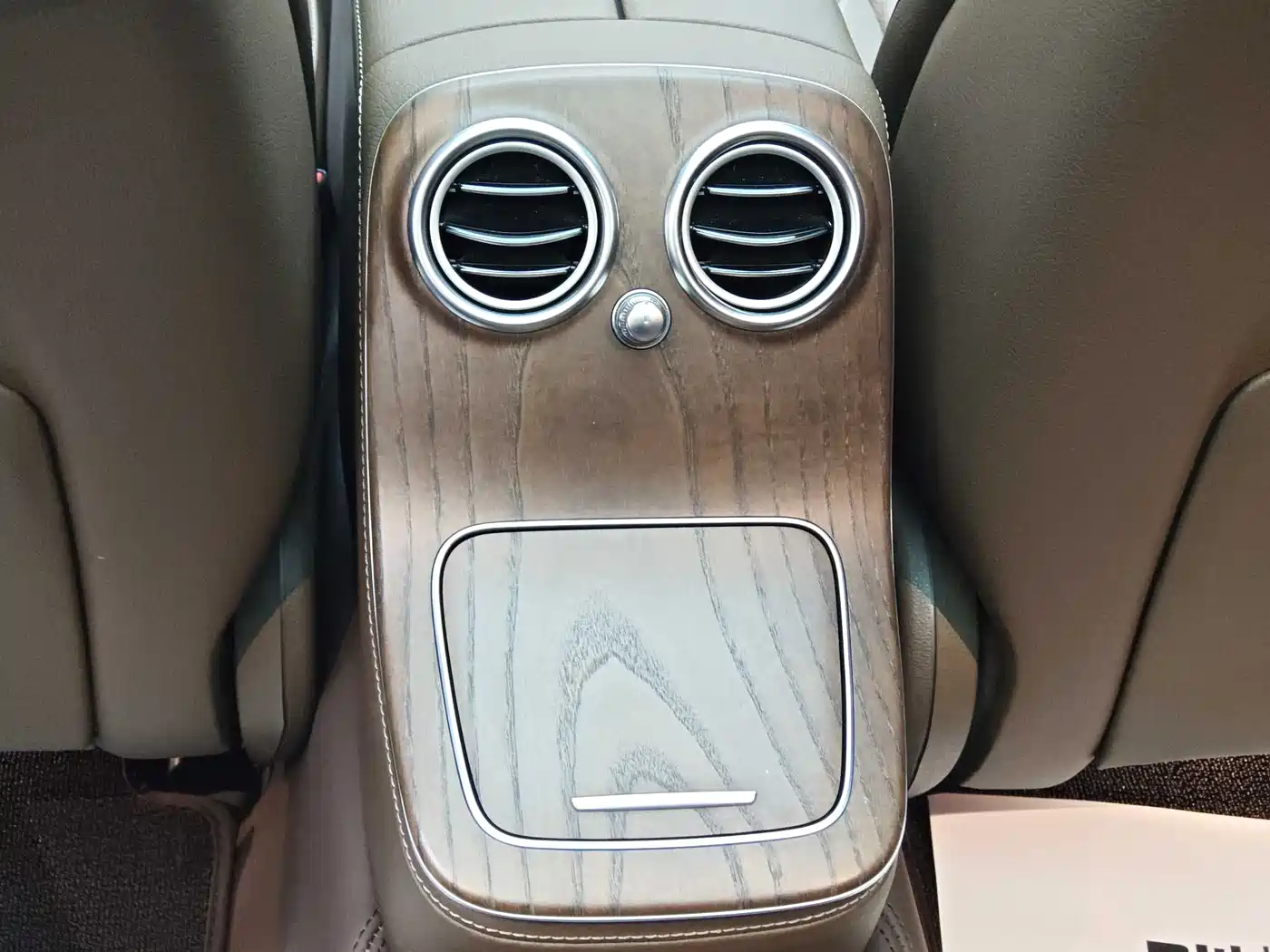 Mercedes-Benz E-Class 2022 E 300 L Fashion фото 19