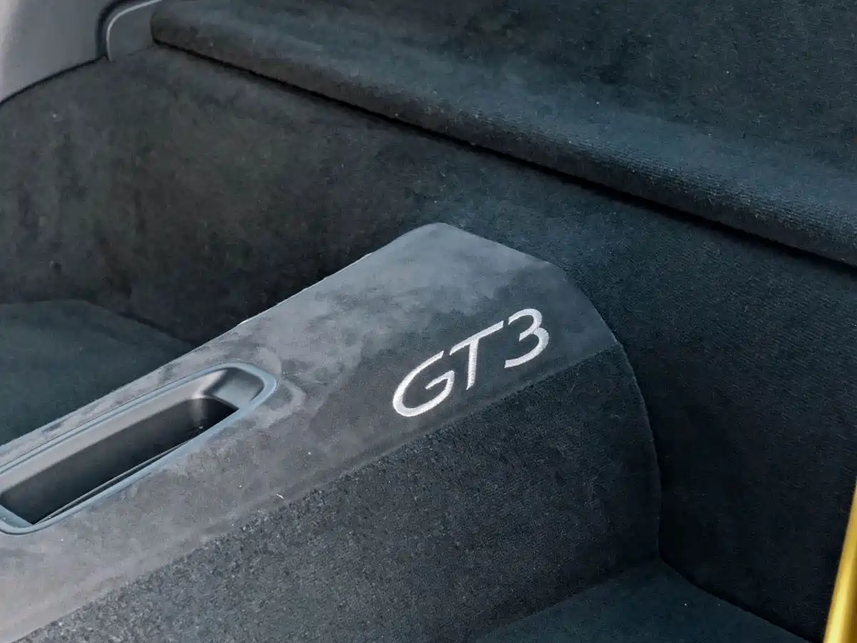 Porsche 911 2013 GT3 3.8L фото 16