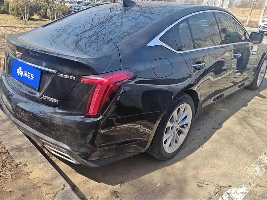 CADILLAC CT5