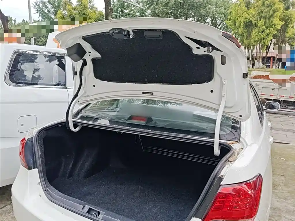 BYD L3 2015 2015 Energy-saving Edition 1.5L Automatic Comfort