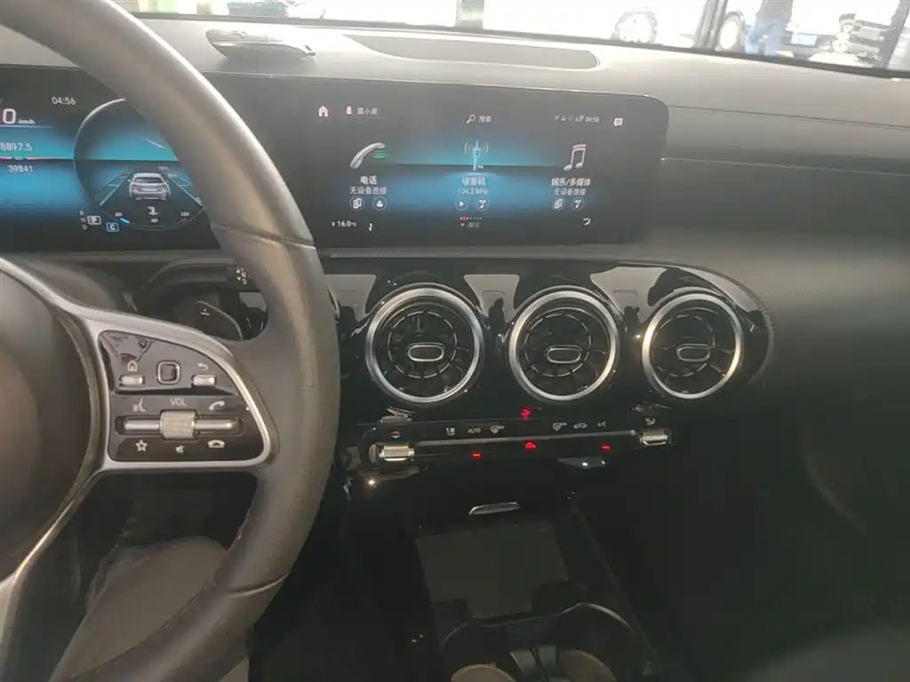 MERCEDES-BENZ CLASS A