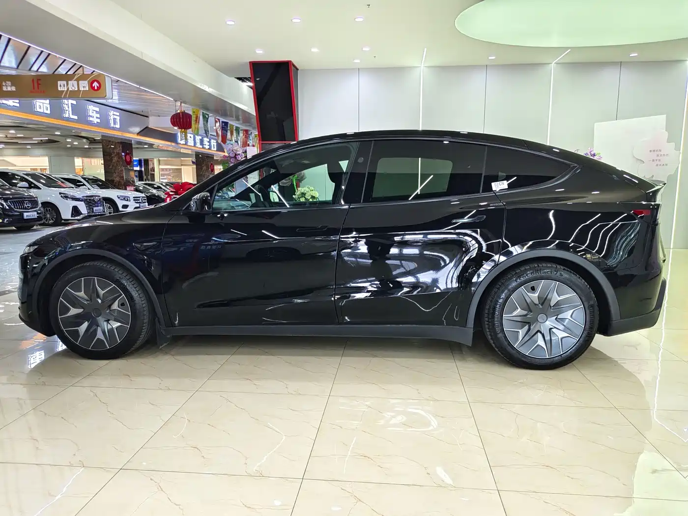 Tesla Model Y L 2025 2025 Facelift Long Range AWD