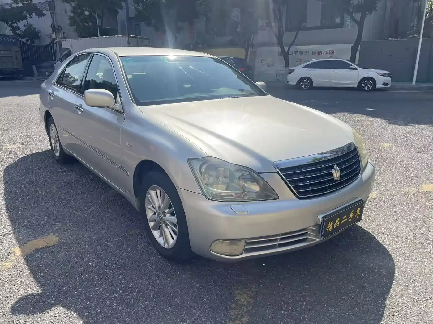 Toyota Crown 2006 2.5L Royal Leather Edition фото 3