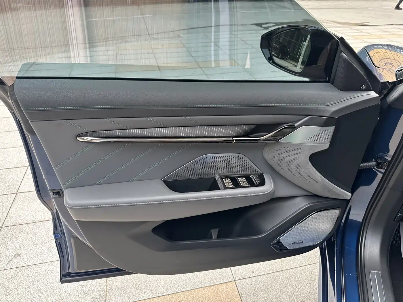 ZEEKR EXTREME KRYPTON 001