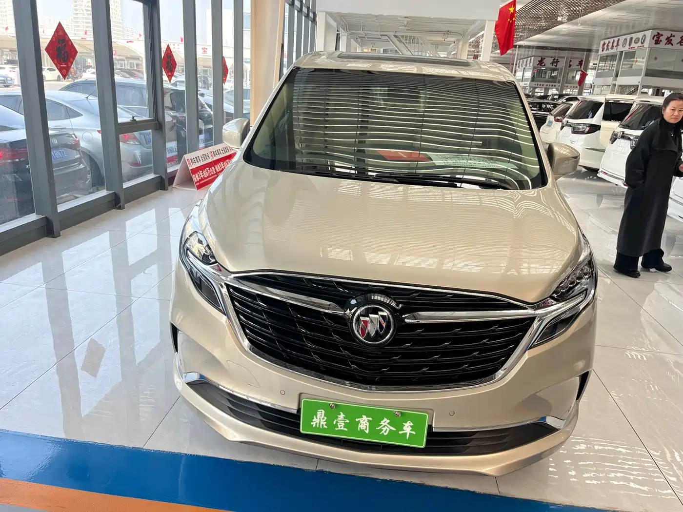 Buick GL8 2022 ES Landmark 653T Premium фото 2