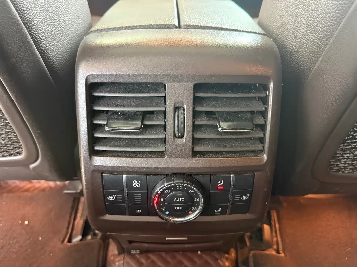 Mercedes-Benz GLS 2018 GLS 400 4MATIC Dynamic фото 12