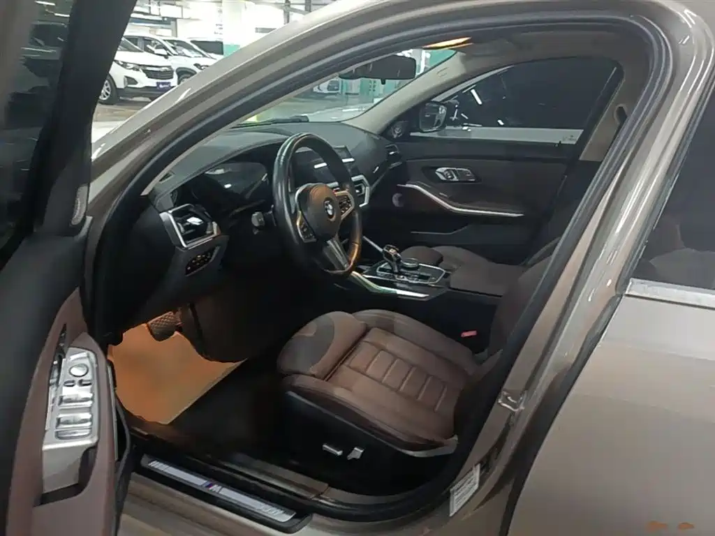BMW 3 Series 2020 Facelift 325Li M Sport Package фото 16