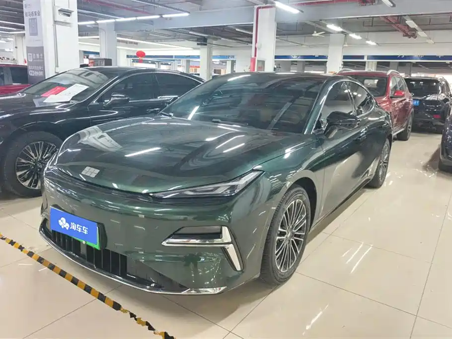 GEELY GALAXY GALAXY SPARKLE 8