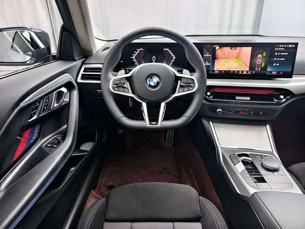 BMW 2 Series (Import) 2025 225i M Sport Shadowline Package фото 8