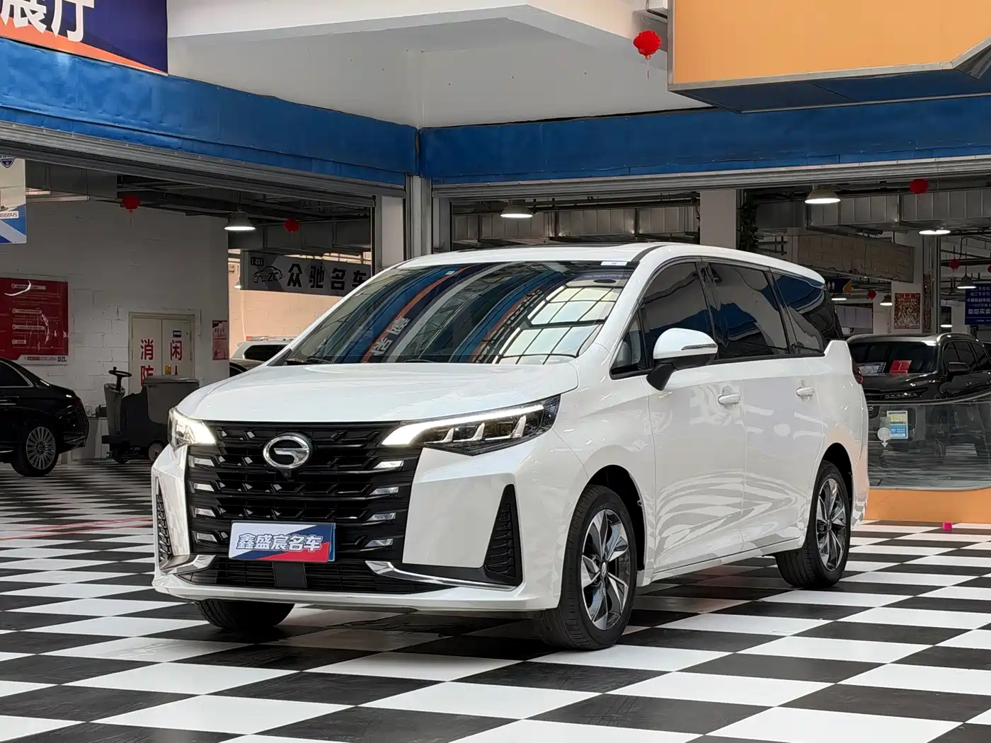 GAC Trumpchi Trumpchi M6 2021 — пригон из Китая