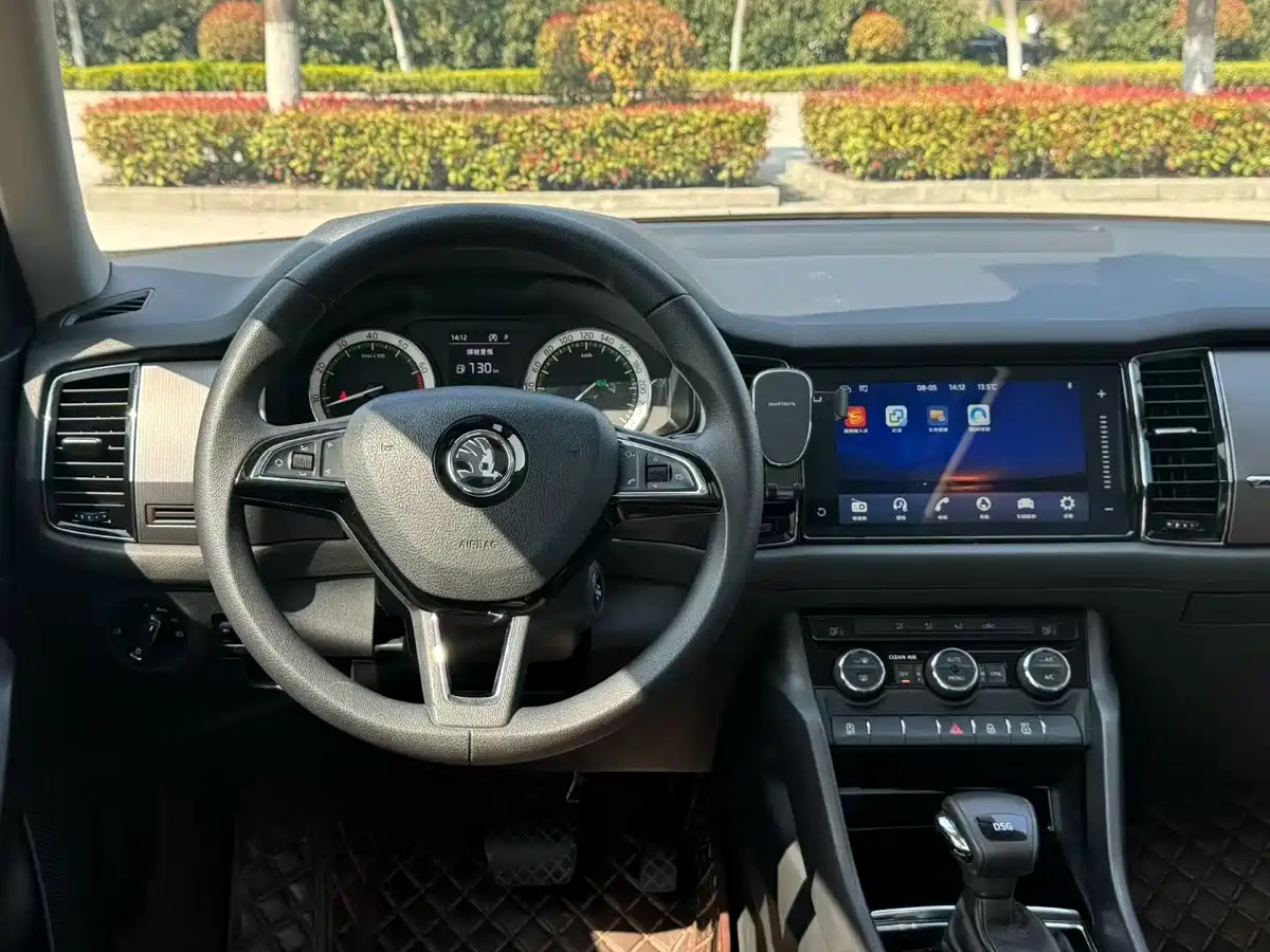 Škoda Kodiaq 2017 TSI330 5-seater 2WD Standard Edition фото 5