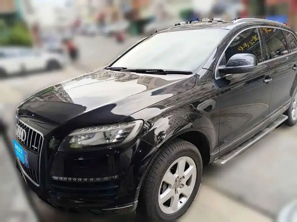 Фото 1 - Audi Q7