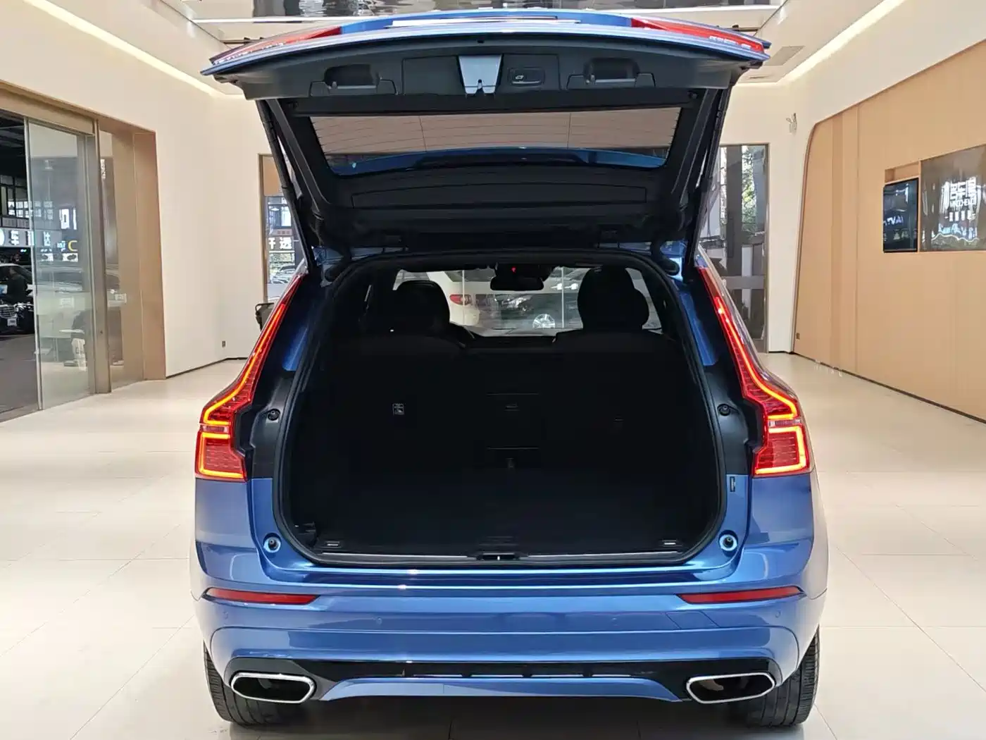 Фото 16 - Volvo XC60