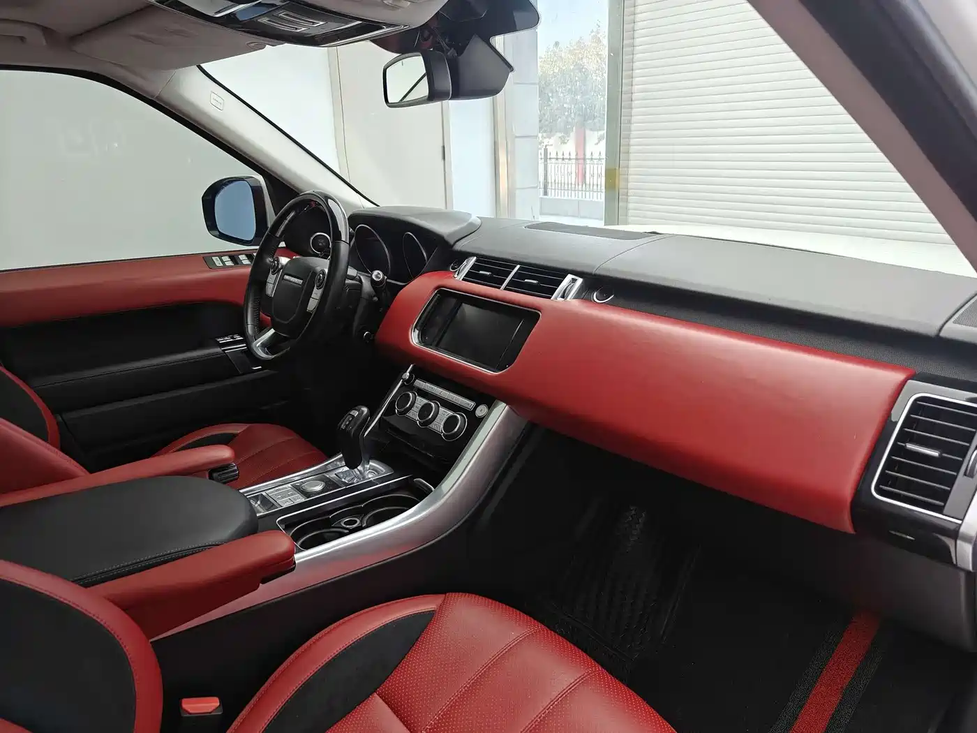 Land Rover Range Rover Sport 2014 3.0 SC V6 HSE фото 13