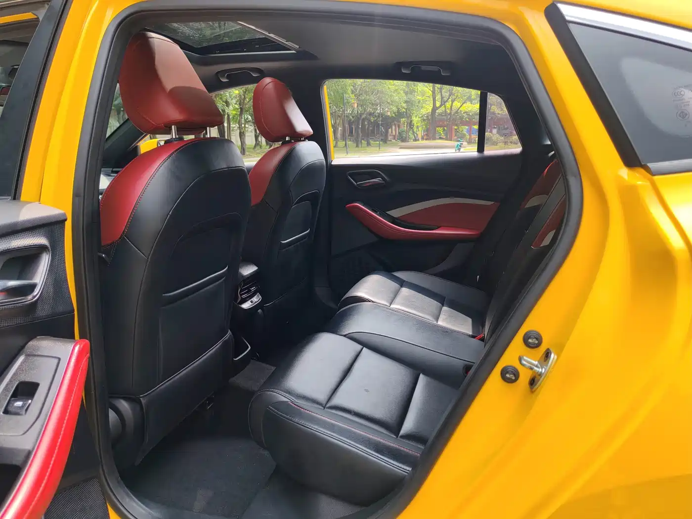 MG MG5 2021 2021 Model 180DVVT CVT Youth Luxury Edition