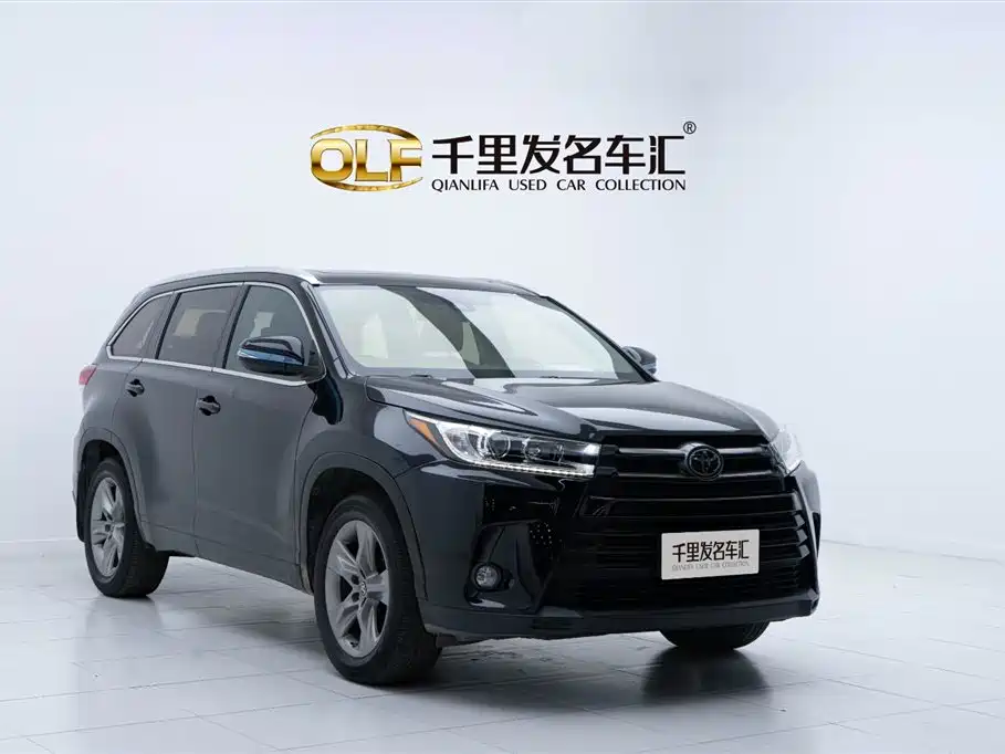 TOYOTA HIGHLANDER