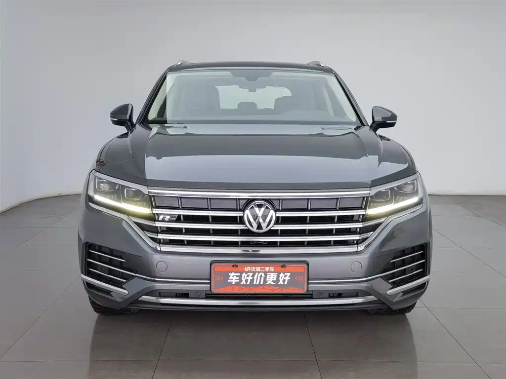 Volkswagen Touareg 2019 2.0TSI Sharp Wing Edition China VI фото 3
