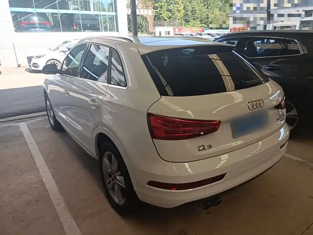 Фото 5 - Audi Q3