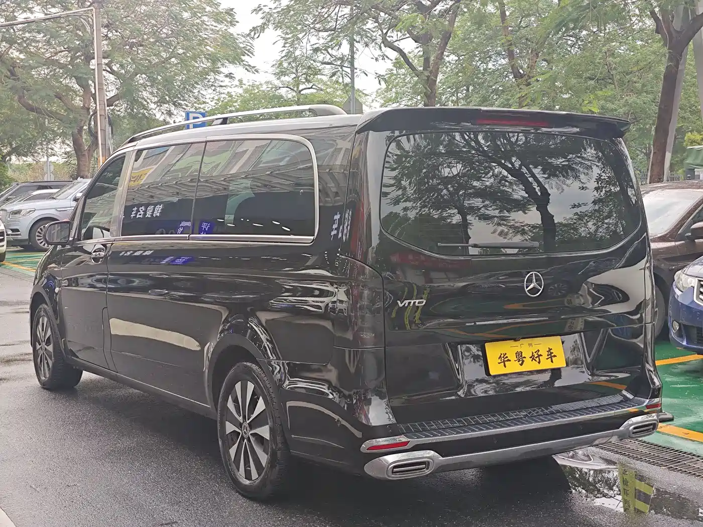 Mercedes-Benz Vito 2023 2.0T Elite 7-Seater фото 4