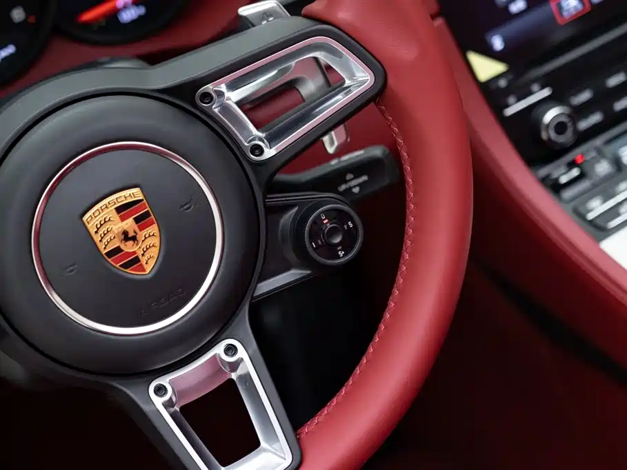 Porsche 718 2021 Spyder 2.0T фото 16