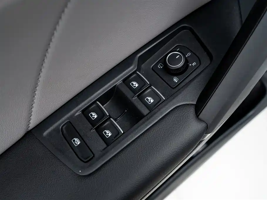 Volkswagen Tayron 2025 Shared Joy 300TSI фото 23