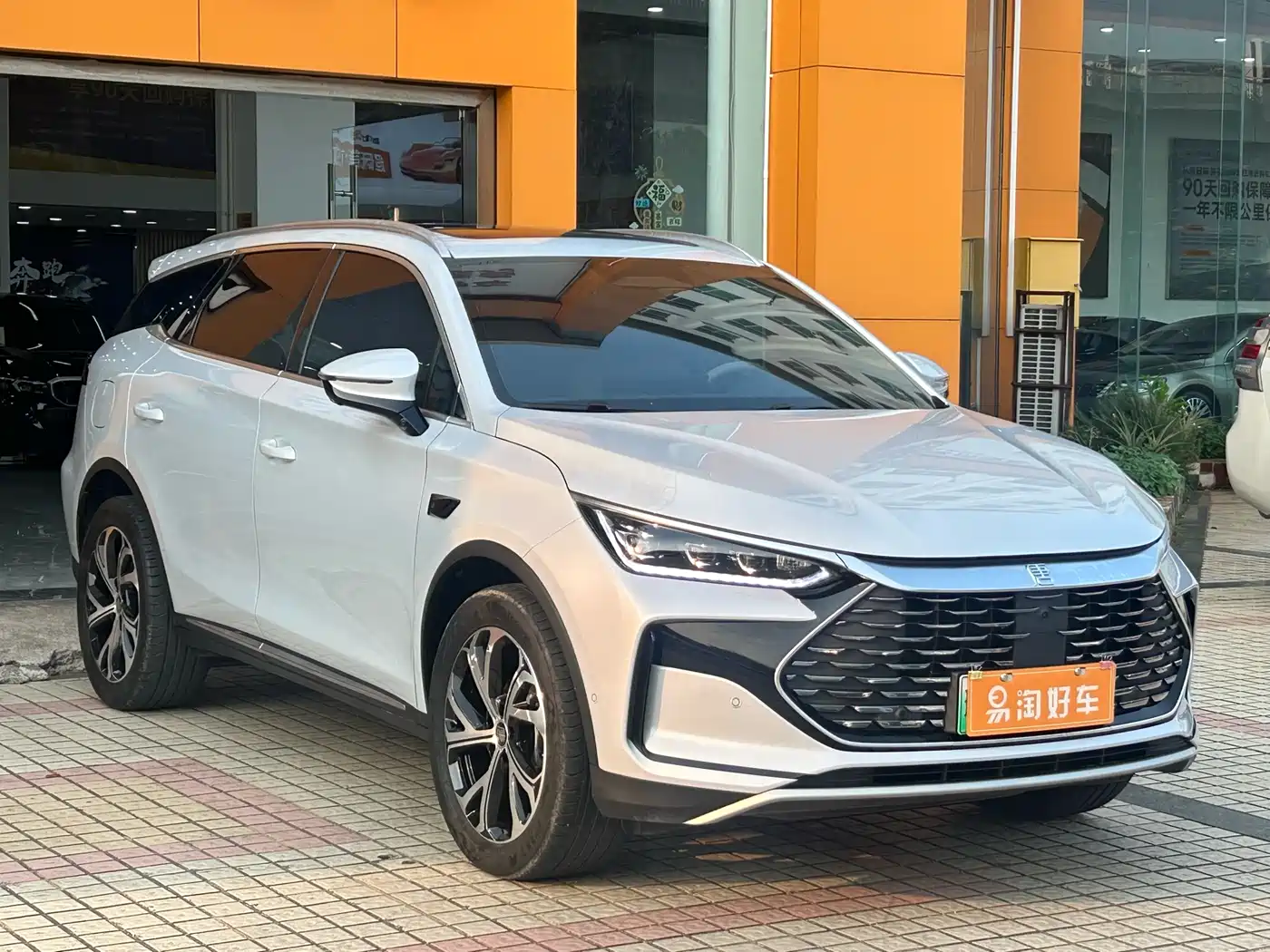 BYD Tang New Energy 2025 Smart Driving Edition DM-i 115KM Flagship фото 3