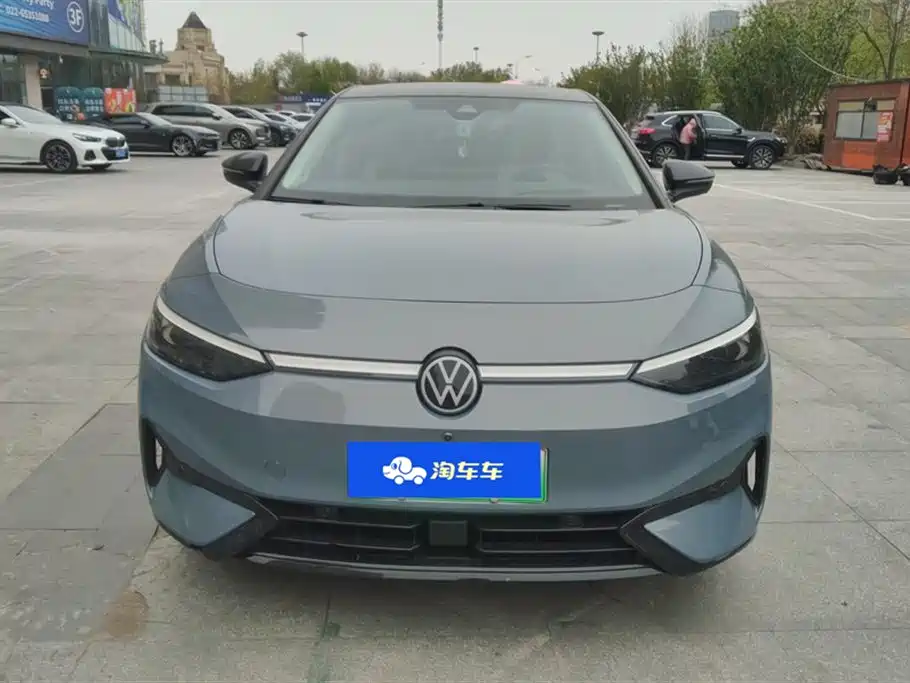 VOLKSWAGEN ID.7 VIZZION