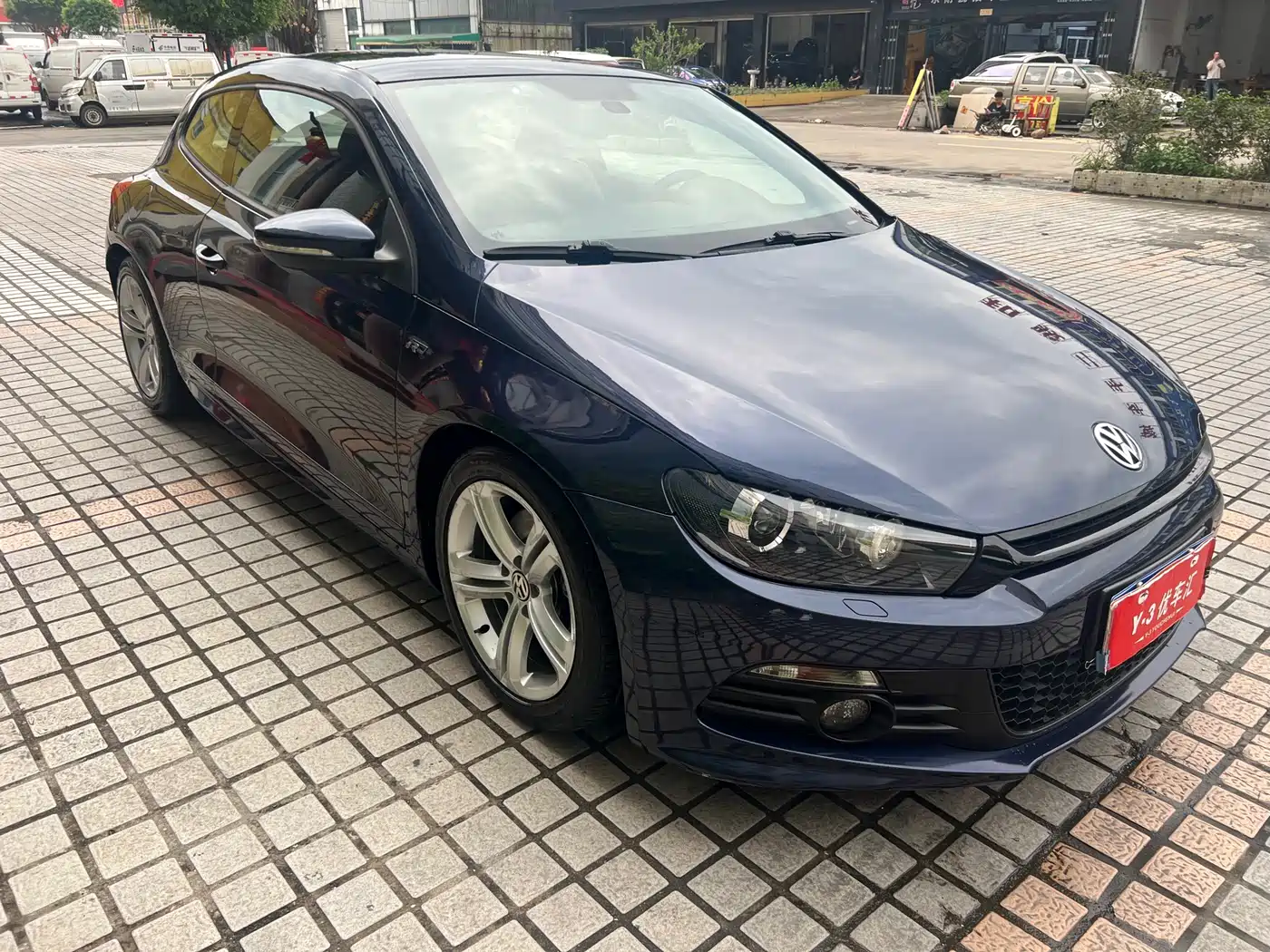 Volkswagen Scirocco 2011 2.0TSI R-Line фото 3