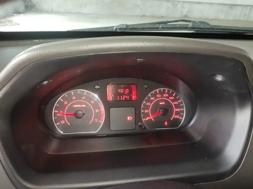 Wuling Motors Wuling Rongguang S 2022 2021 Model 1.2L Basic 7-Seater LSI