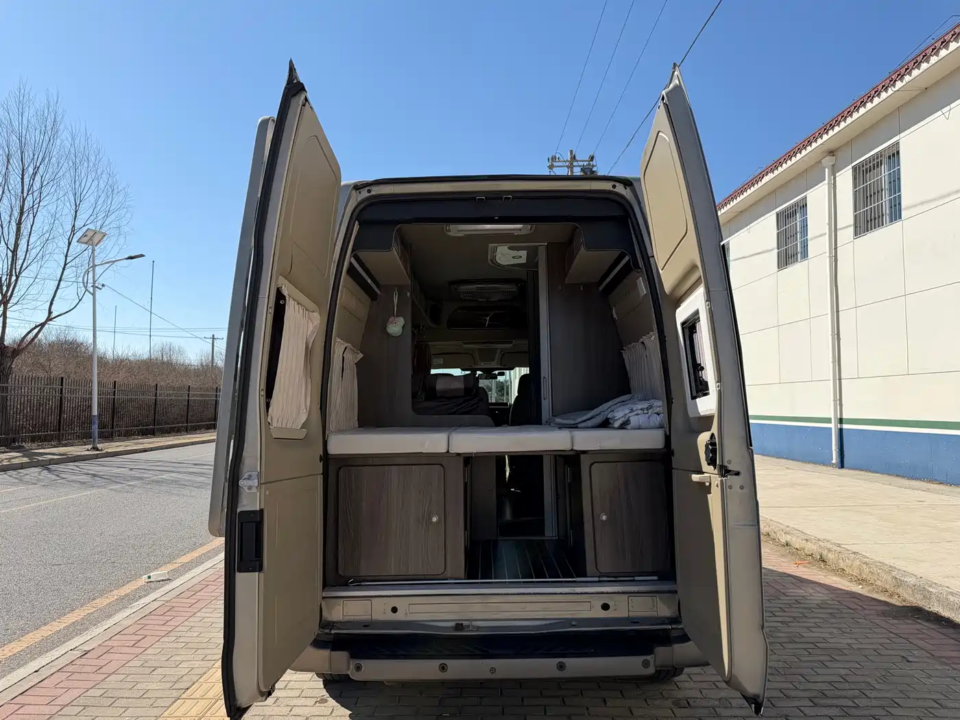 Ford New Generation Transit 2018 2016 Model 2.2T Long Wheelbase 6-Seater High-Roof Multi-Purpose Vehicle