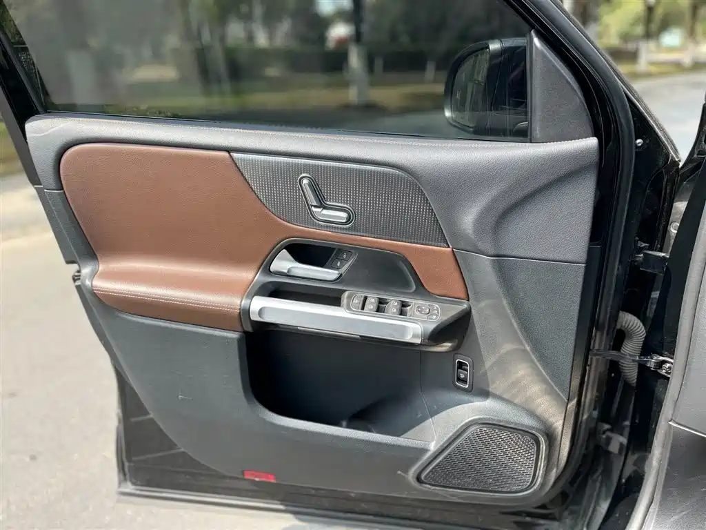 Mercedes-Benz GLB 2022 Facelift GLB 200 Fashion Style фото 21