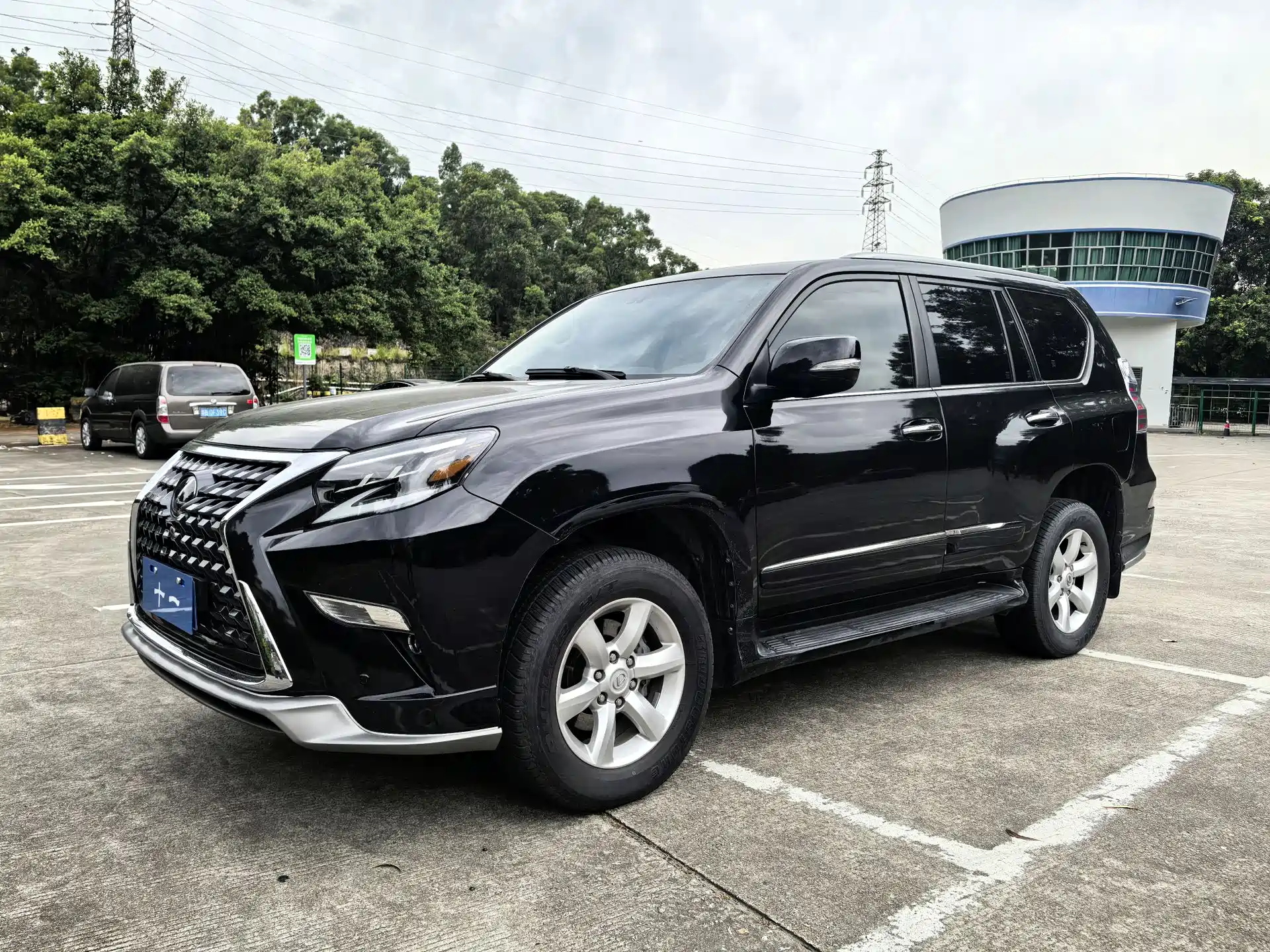 Фото 1 - Lexus GX