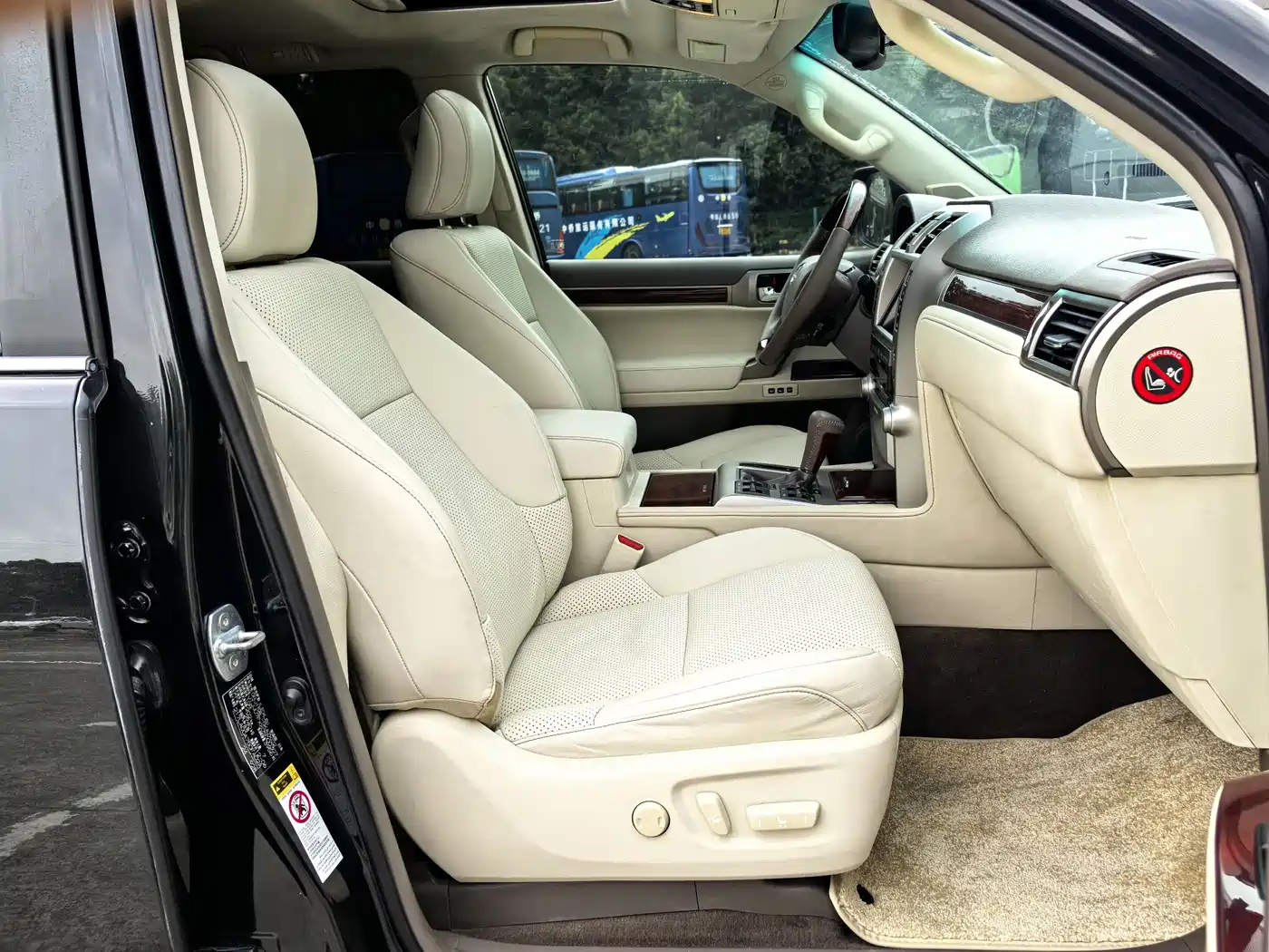 Lexus GX 2012 400 фото 15