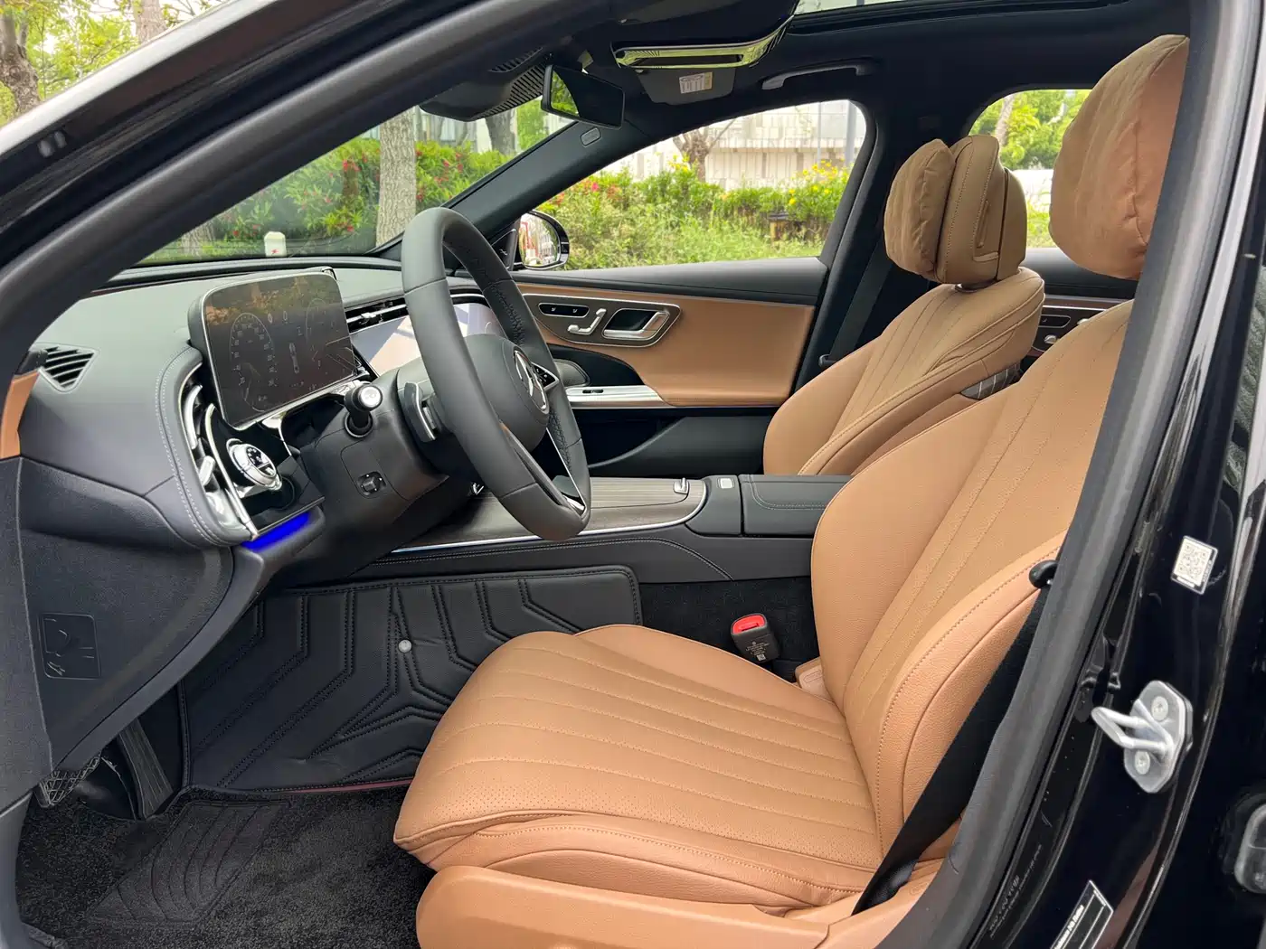 Mercedes-Benz E-Class 2024 Model E 300 L Luxury фото 10