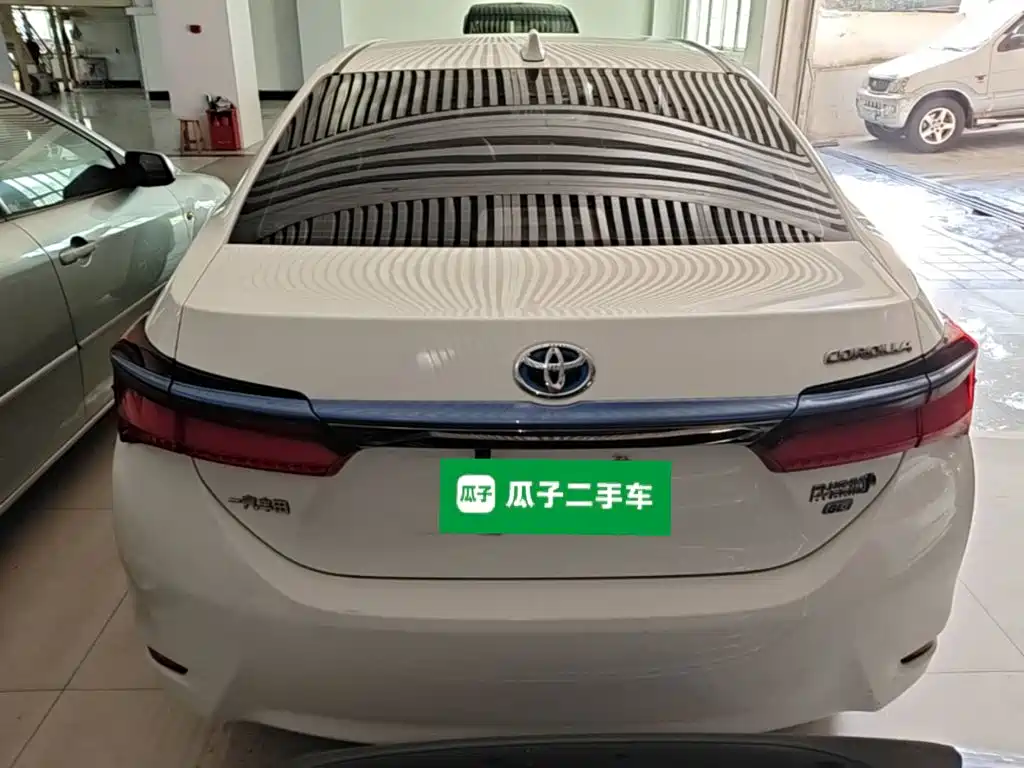 Toyota Corolla Twin Engine E+ 2020 2019 1.8L E-CVT Pioneer Edition