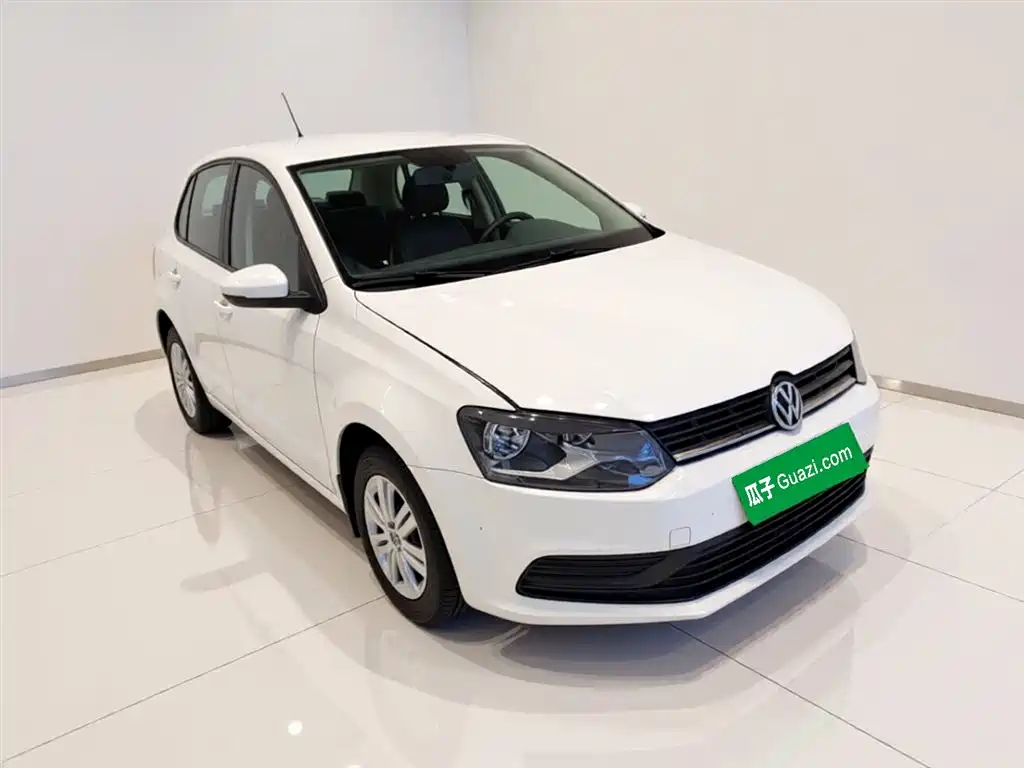 Volkswagen Polo 2016 1.4L Manual Trend фото 4