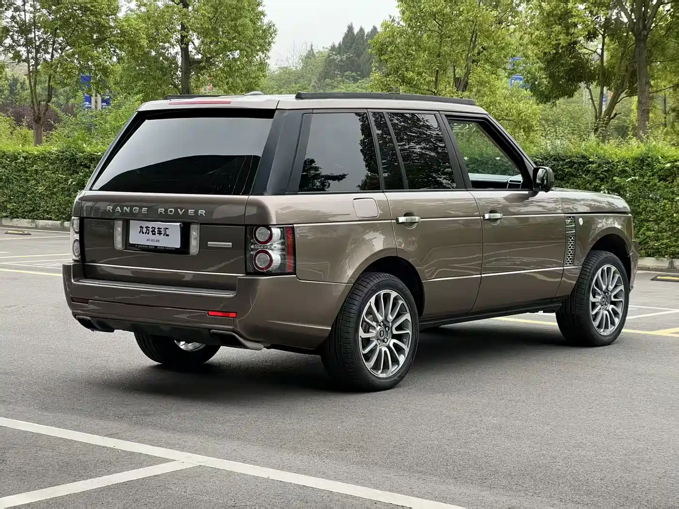 Фото 9 - Land Rover Range Rover