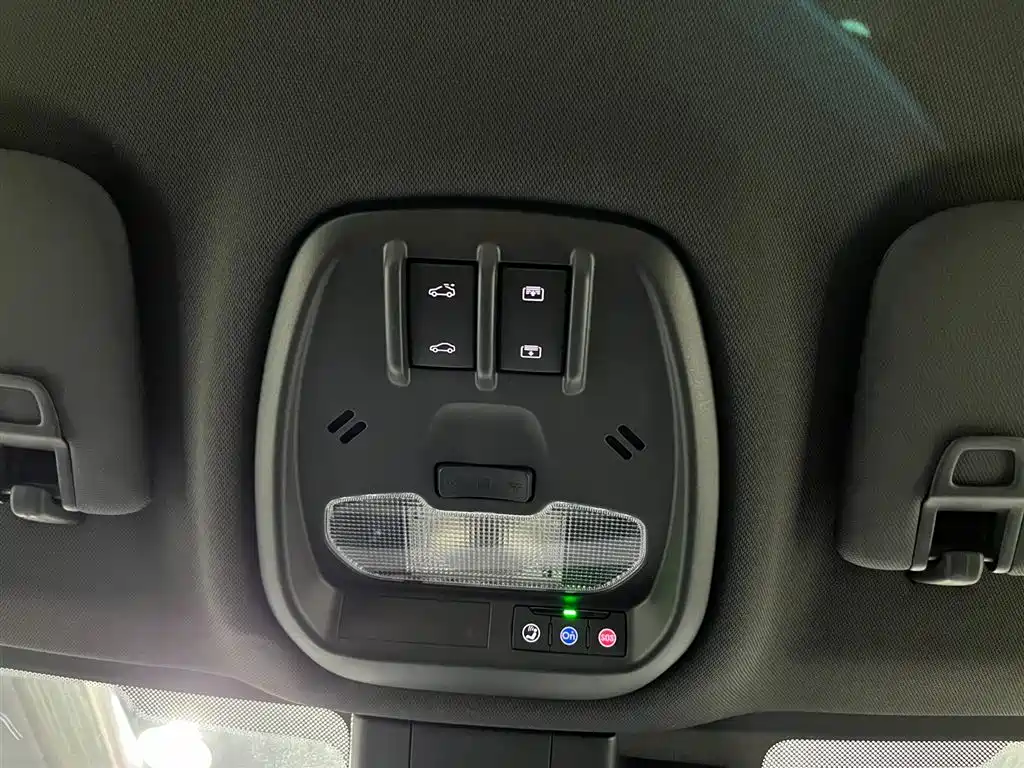 Buick Angyang 2022 1.5T GS Speed Edition фото 8