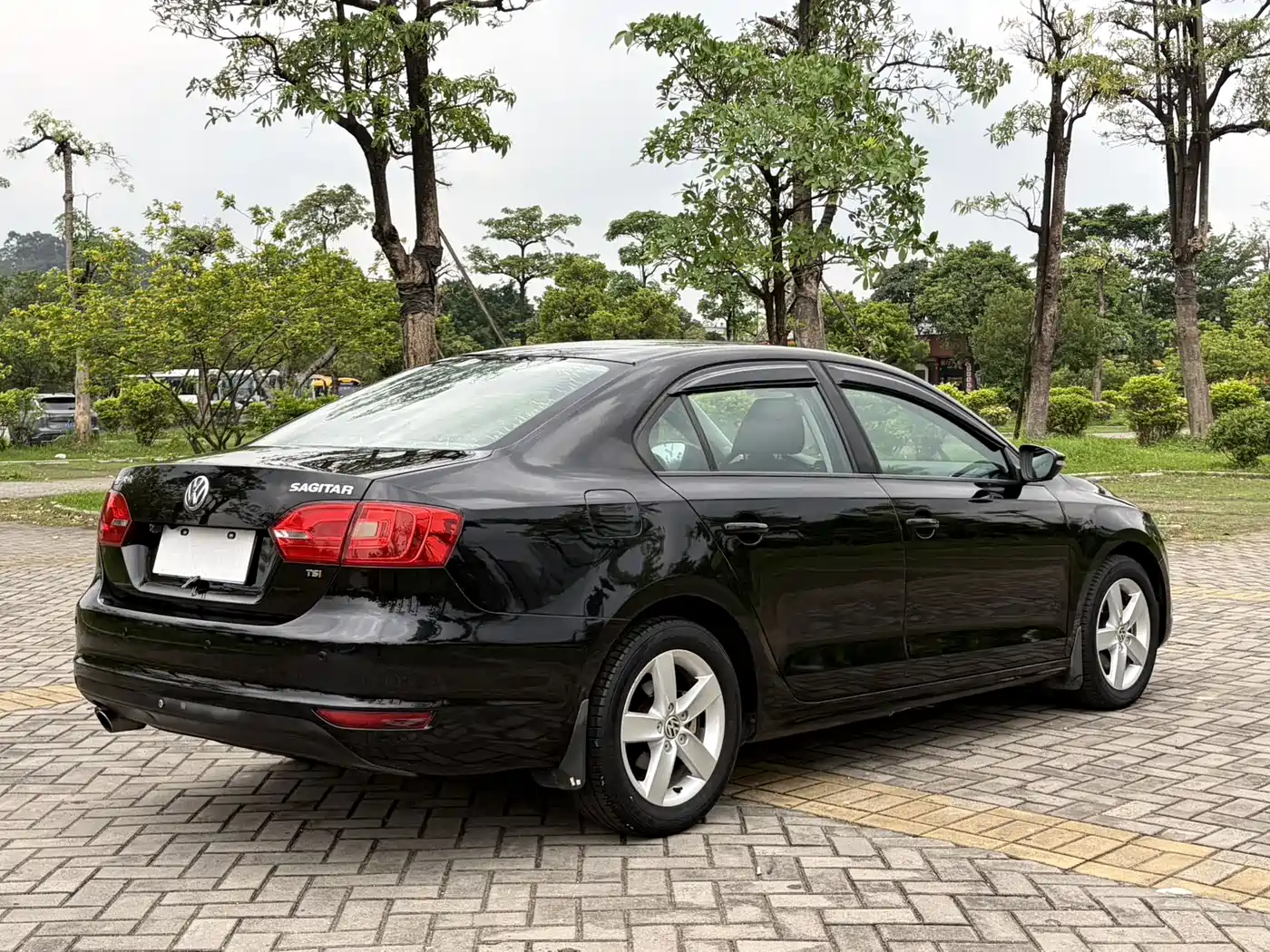Volkswagen Sagitar 2014 1.4TSI Automatic Fashion фото 5