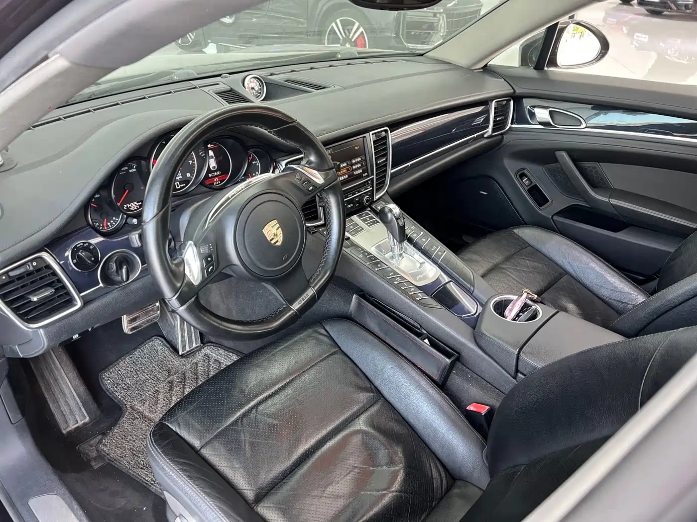 Porsche Panamera 2010 Panamera 3.6L фото 7