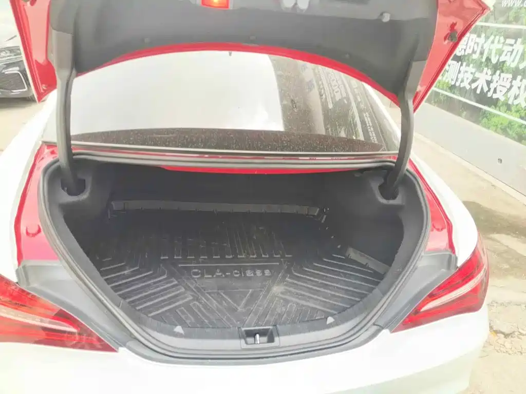Mercedes-Benz CLA (Import) 2018 2018 CLA 220 4MATIC