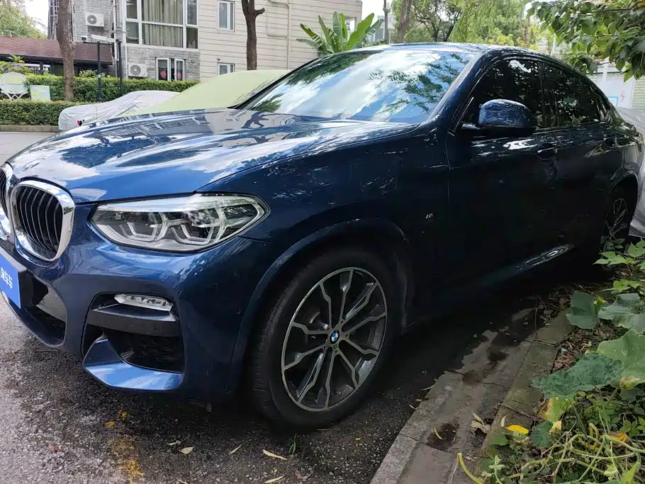 صورة 1 - BMW X4