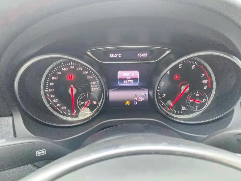 Mercedes-Benz CLA (Import) 2018 2018 CLA 220 4MATIC