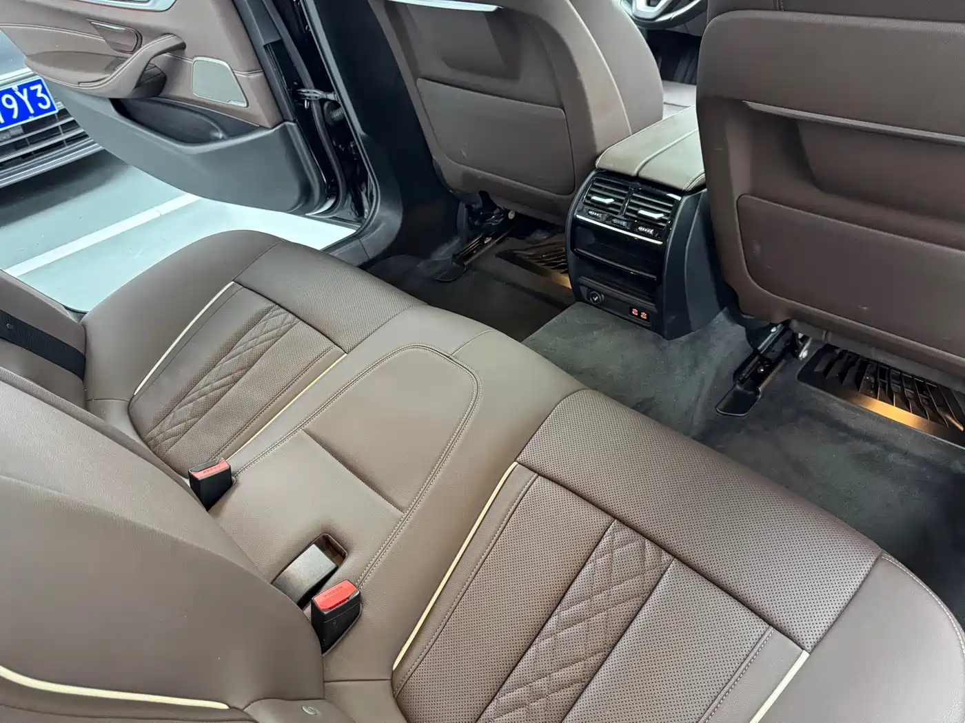 BMW 5 Series 2023 530Li Leading Luxury Package фото 14