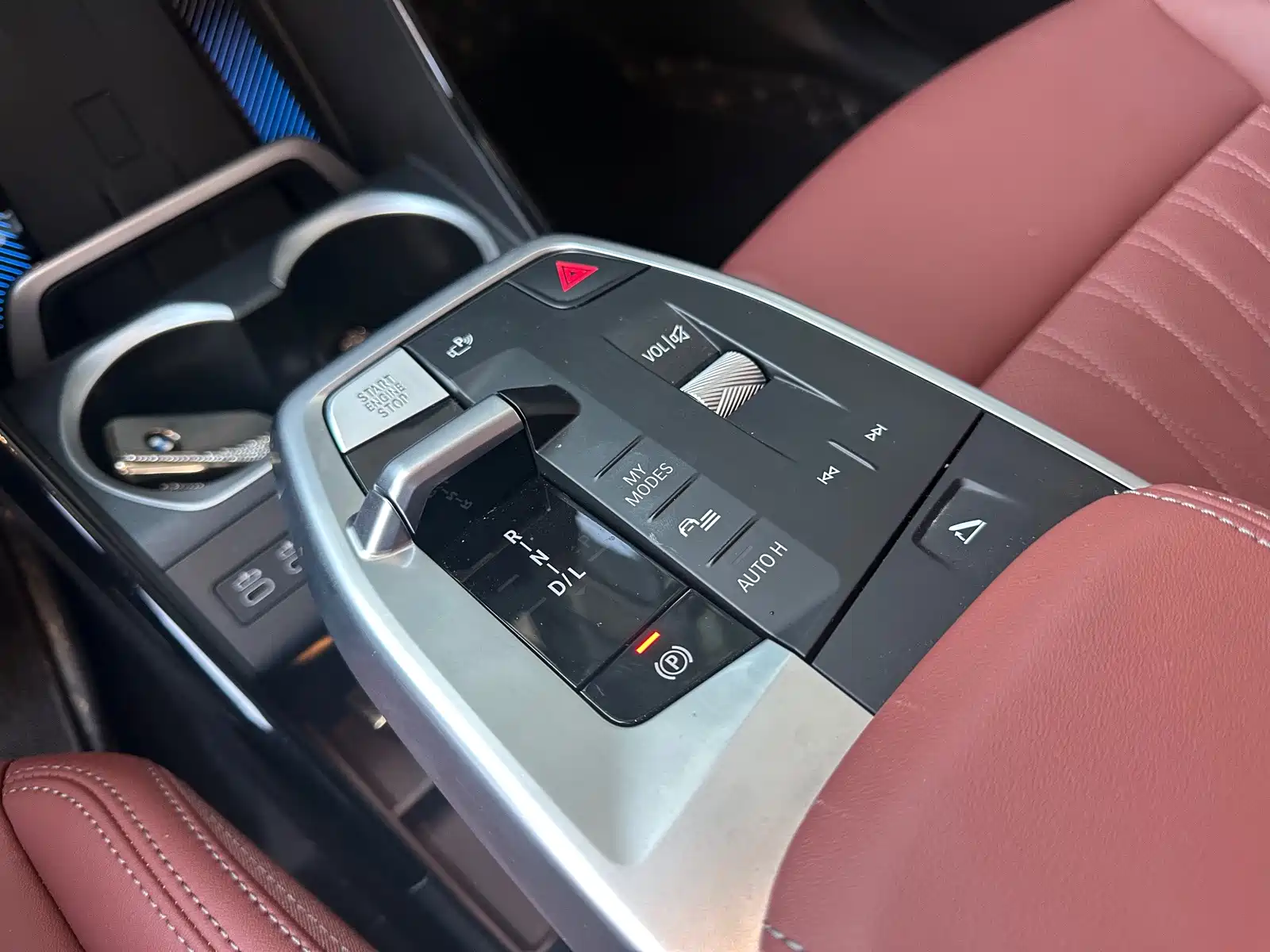 Фото 8 - BMW X1
