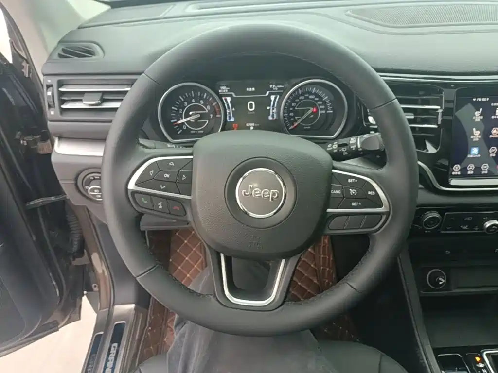 Jeep Commander 2019 2018 2.0T 2WD Advance Version China V
